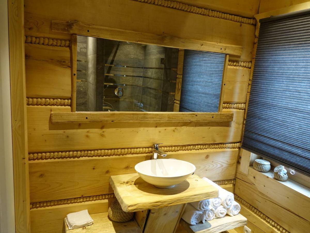 Domki Zawoja Z Jacuzzi Exterior photo